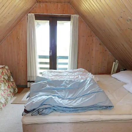 6 Person In Hadsund-by Traum *